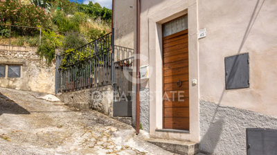 vendesi-appartamento-in-umbria-perugia-spolet