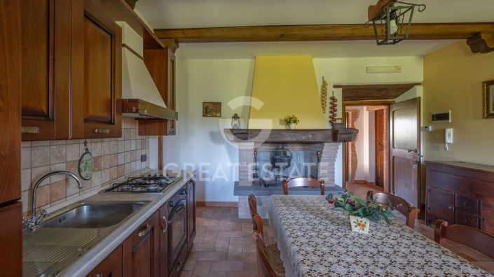Image No.14-6 Bed Country House for sale