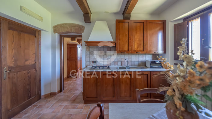 Image No.17-6 Bed Country House for sale