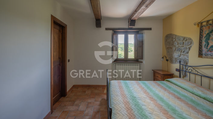 Image No.22-6 Bed Country House for sale