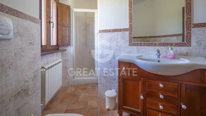 Image No.26-6 Bed Country House for sale