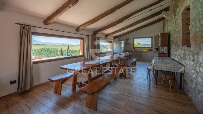 Image No.32-6 Bed Country House for sale