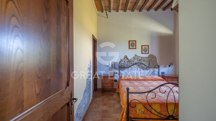 Image No.35-6 Bed Country House for sale