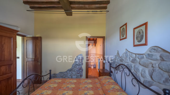 Image No.42-6 Bed Country House for sale