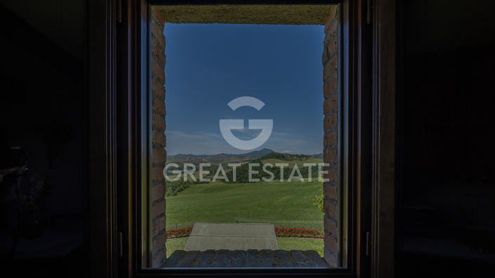 Image No.43-6 Bed Country House for sale