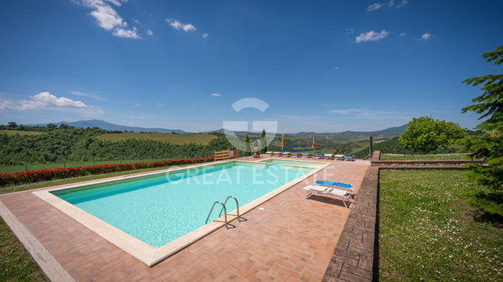 Image No.46-6 Bed Country House for sale