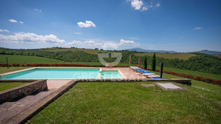 Image No.50-6 Bed Country House for sale