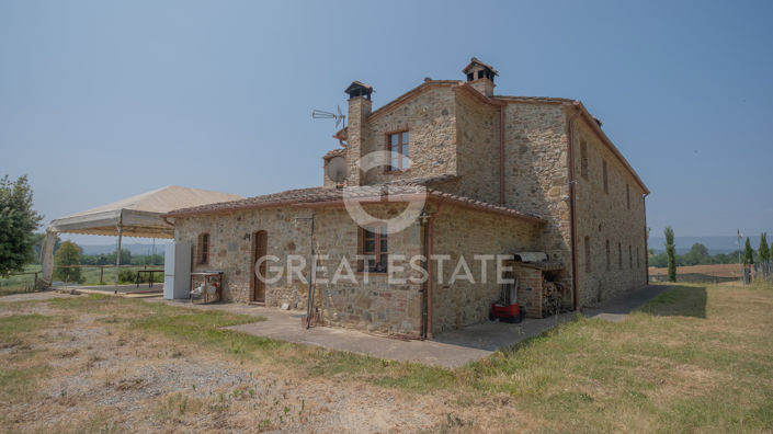 Image No.7-6 Bed Country House for sale