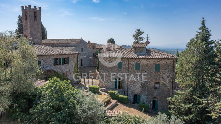 Image No.10-10 Bed Country House for sale