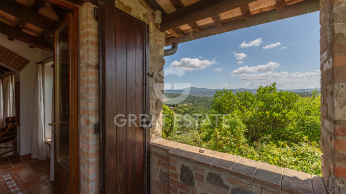 Image No.17-4 Bed Country House for sale