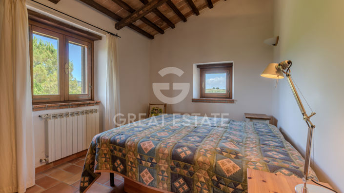 Image No.48-4 Bed Country House for sale