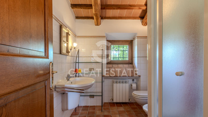 Image No.57-4 Bed Country House for sale