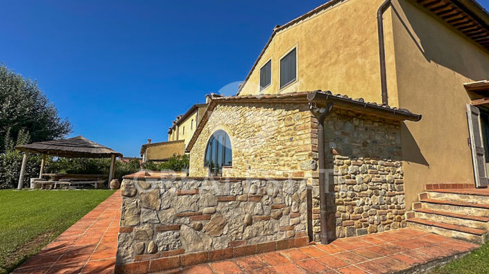 Image No.17-1 Bed Country House for sale