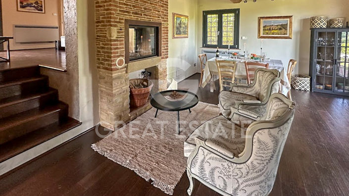 Image No.2-1 Bed Country House for sale