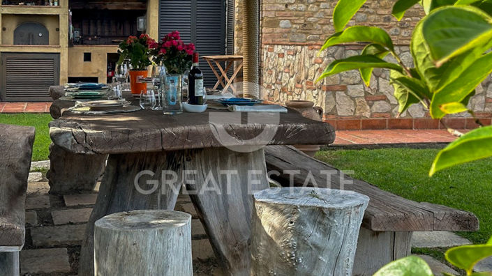 Image No.54-1 Bed Country House for sale