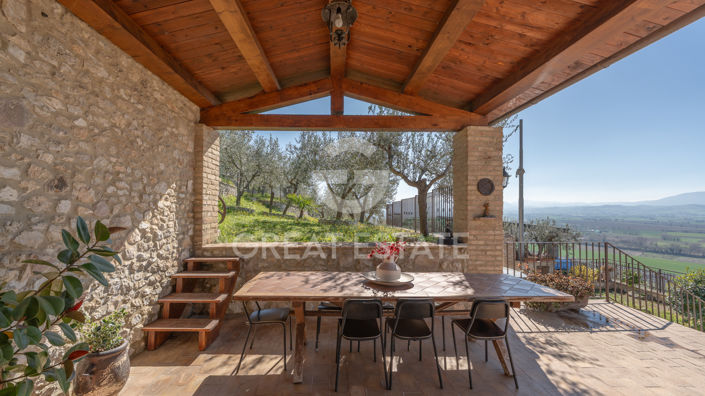 Image No.11-4 Bed Country House for sale