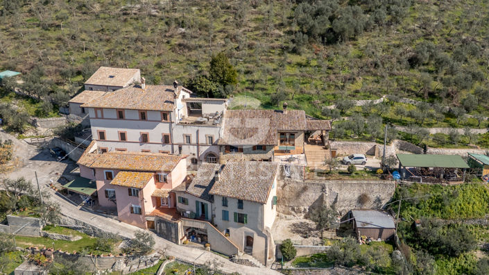 Image No.23-4 Bed Country House for sale