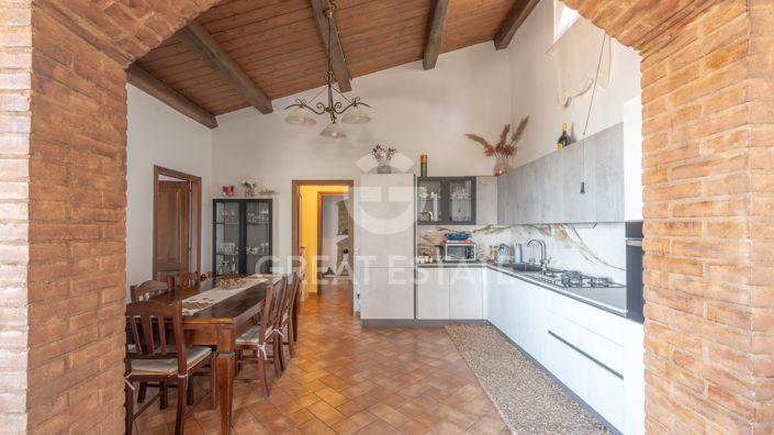 Image No.28-4 Bed Country House for sale