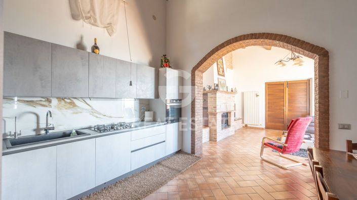 Image No.30-4 Bed Country House for sale