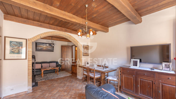 Image No.32-4 Bed Country House for sale