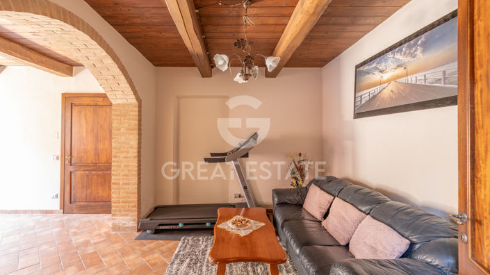 Image No.35-4 Bed Country House for sale