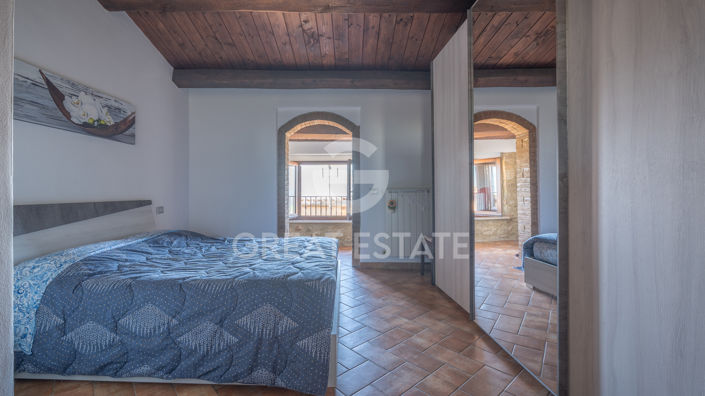 Image No.36-4 Bed Country House for sale