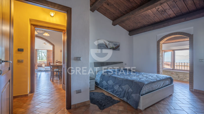 Image No.38-4 Bed Country House for sale