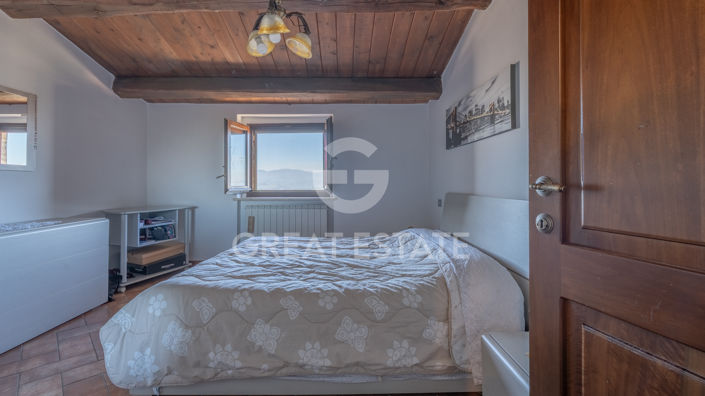 Image No.40-4 Bed Country House for sale