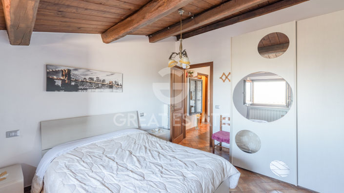 Image No.41-4 Bed Country House for sale