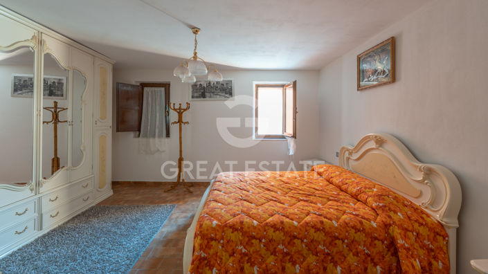 Image No.44-4 Bed Country House for sale