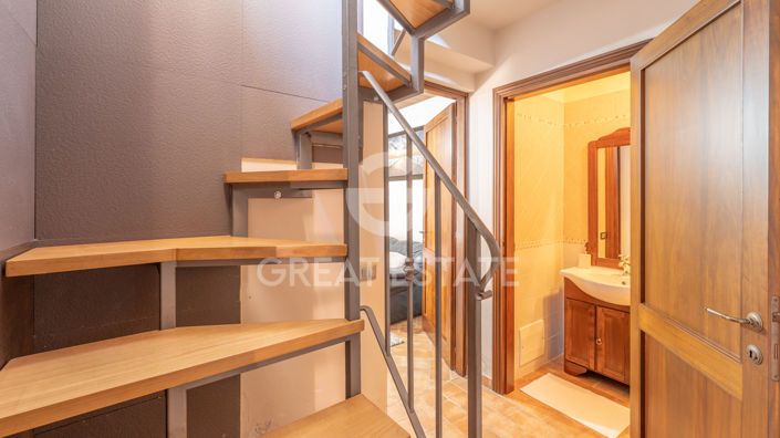 Image No.46-4 Bed Country House for sale