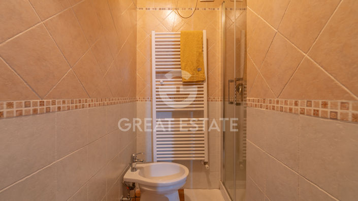 Image No.49-4 Bed Country House for sale