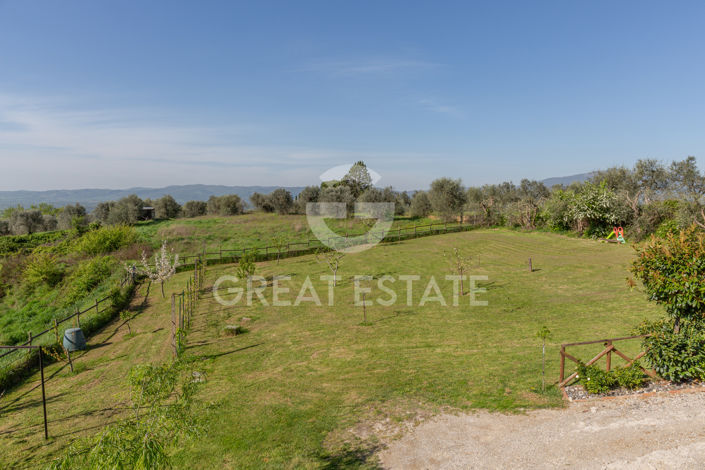 Image No.17-3 Bed Country House for sale