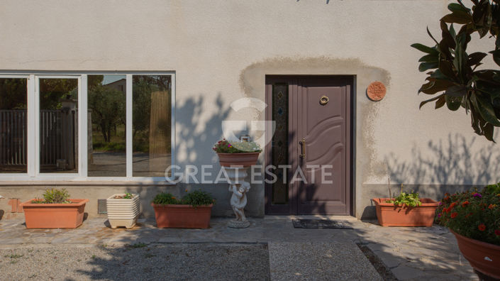 Image No.12-4 Bed Villa for sale