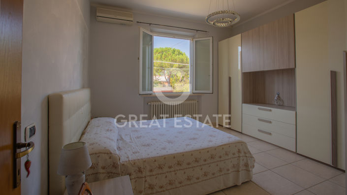 Image No.28-4 Bed Villa for sale