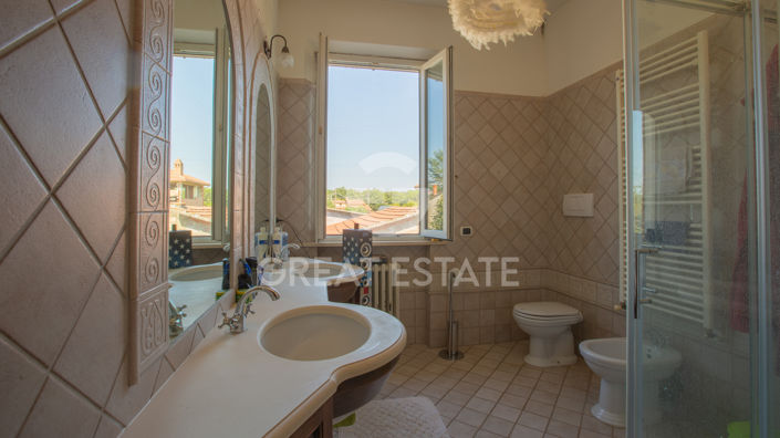 Image No.31-4 Bed Villa for sale