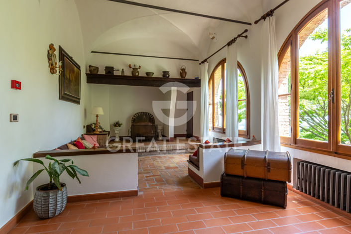 Image No.29-13 Bed Country House for sale