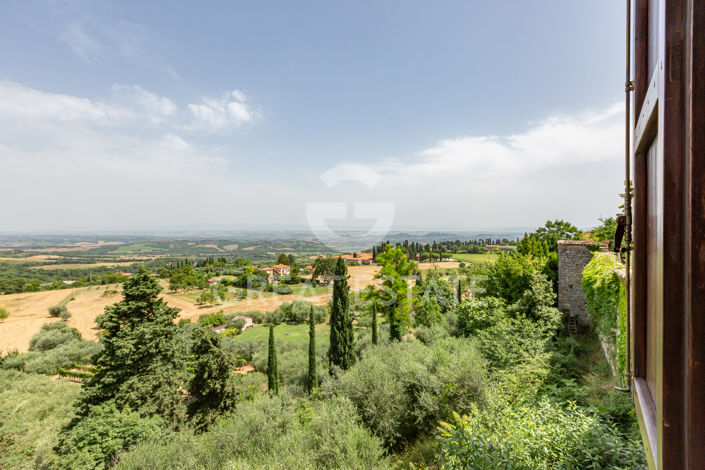 Image No.50-13 Bed Country House for sale