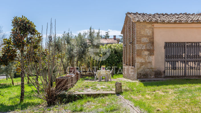 Image No.10-4 Bed Villa for sale