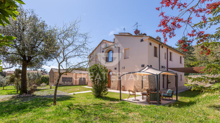 Image No.3-4 Bed Villa for sale