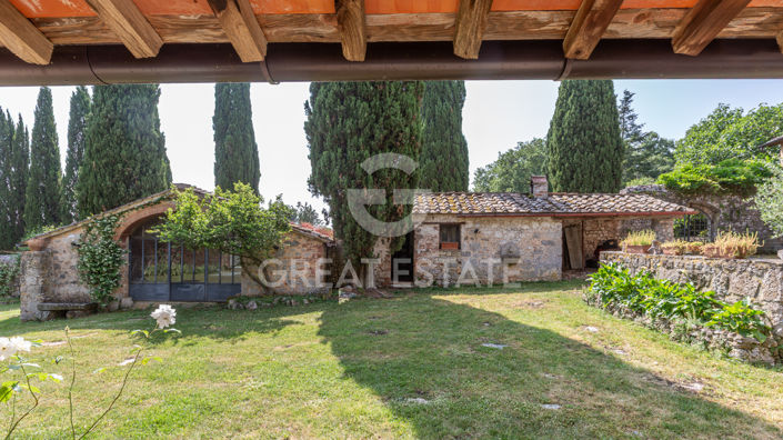 Image No.19-13 Bed Country House for sale