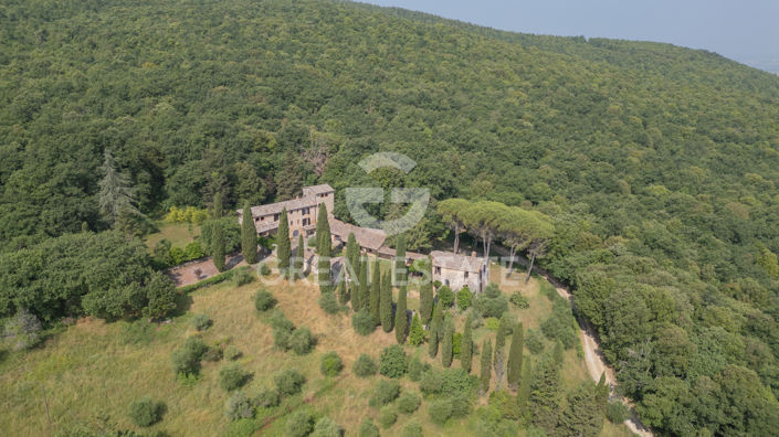 Image No.32-13 Bed Country House for sale