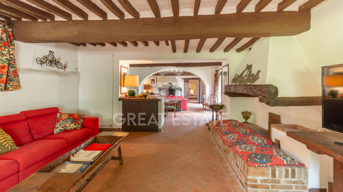 Image No.33-13 Bed Country House for sale