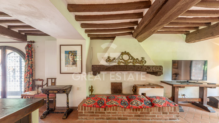 Image No.34-13 Bed Country House for sale