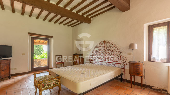 Image No.45-13 Bed Country House for sale