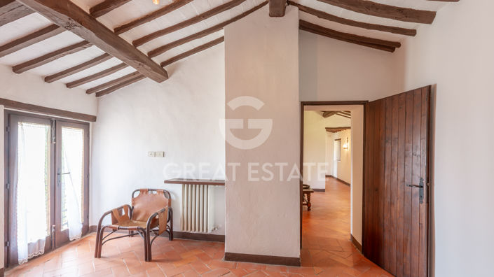 Image No.58-13 Bed Country House for sale