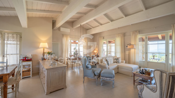 Image No.9-Maison de campagne de 5 chambres à vendre à Magliano in Toscana