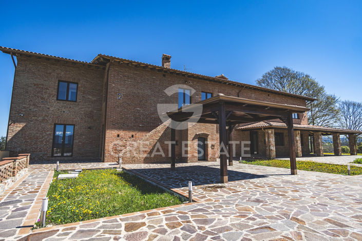 Image No.18-12 Bed Country House for sale