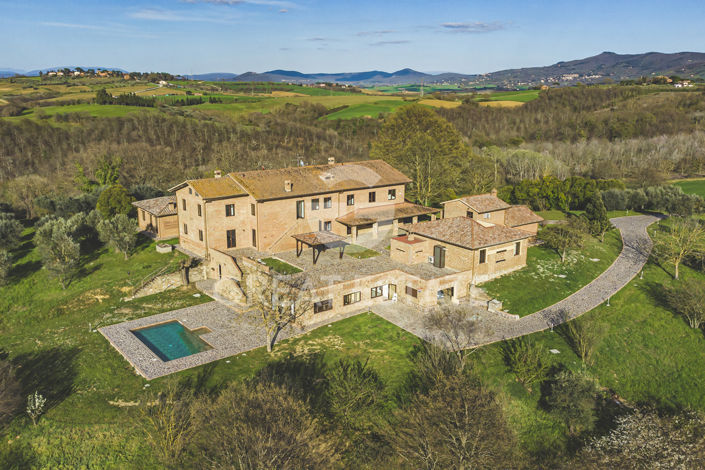 Image No.3-12 Bed Country House for sale