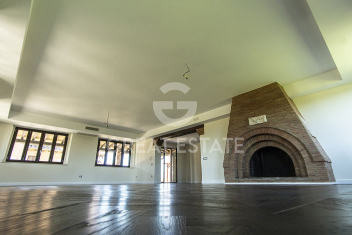 Image No.5-12 Bed Country House for sale